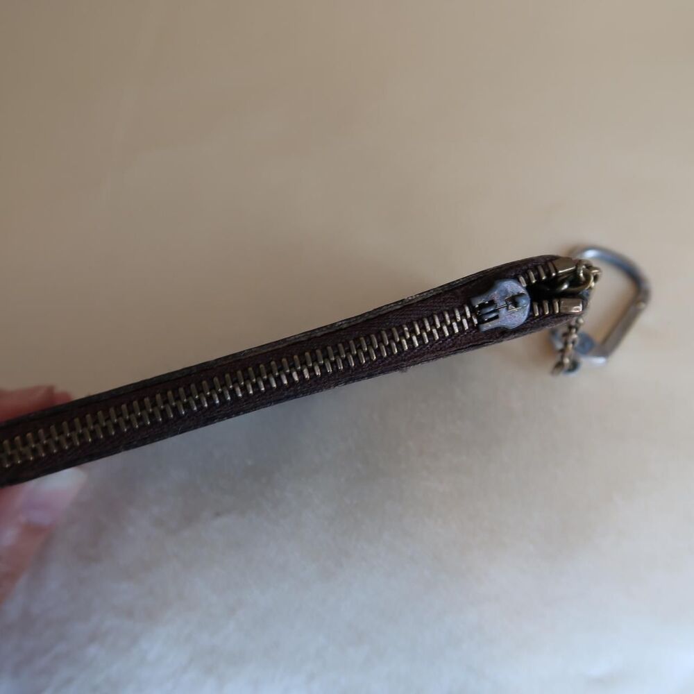 Authentic Louis Vuitton Key Pouch - Picture 6 of 8